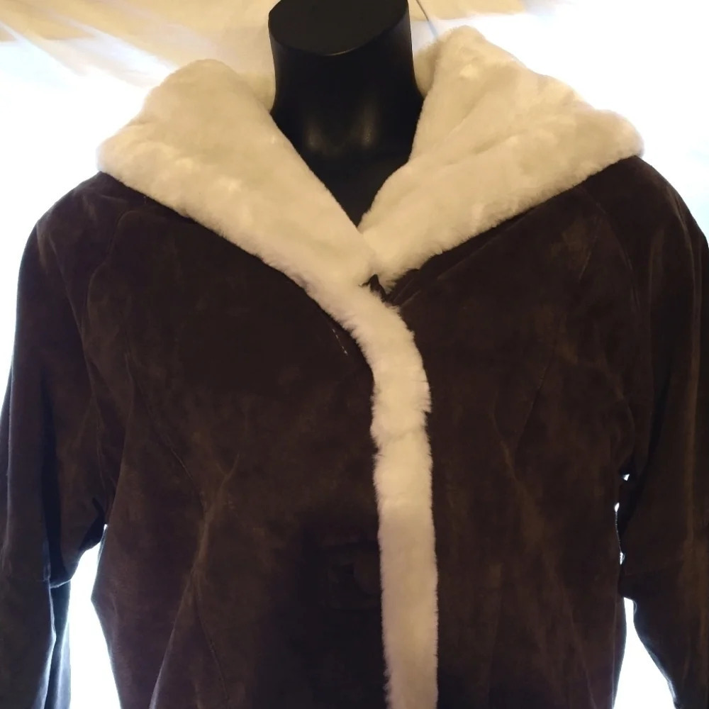 Gorgeous shearling suede winter coat EUC ❤️ - Picture 5 of 16